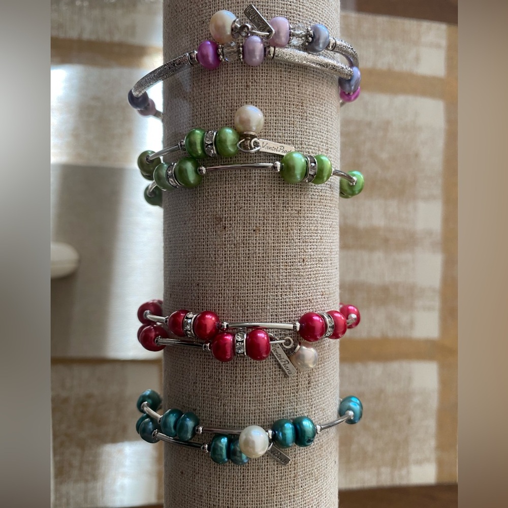 NWOT Vanti Pearls Colorful Bracelets